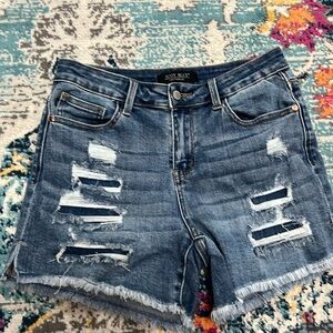 Judy Blue cutoff Distressed Shorts